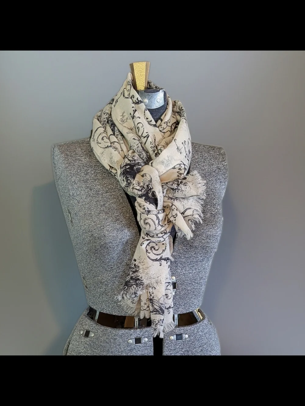 NWOT Vintage 90s Ivory & Black Art Print European Cashmere Wrap Scarf 72